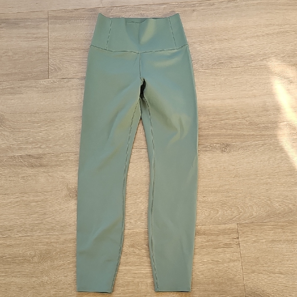 Vuori Evolve Legging Womens Size Small